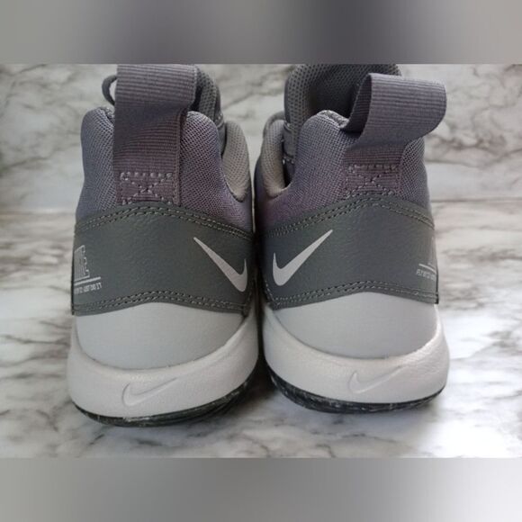 Nike Fly By II Grey/Light Grey Size 10 - Picture 12 of 16